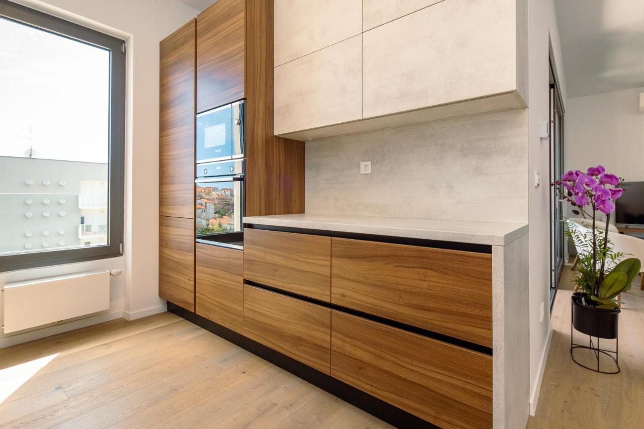 Pr Premium Apartment Ровинь Экстерьер фото