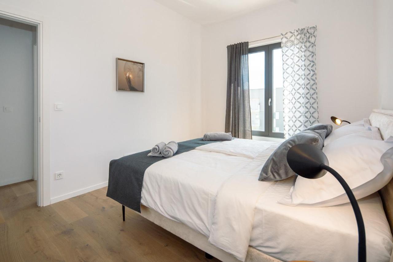 Pr Premium Apartment Ровинь Экстерьер фото