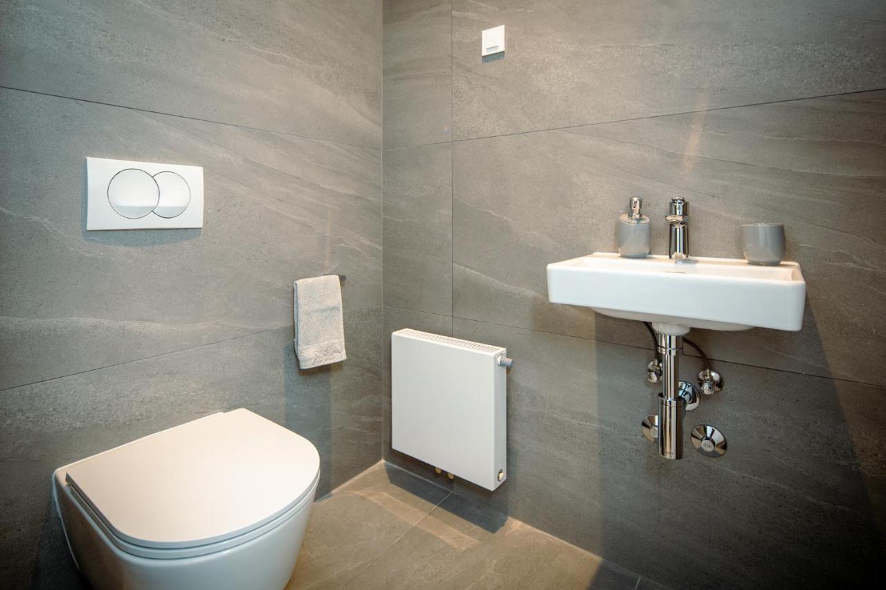 Pr Premium Apartment Ровинь Экстерьер фото
